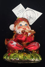 Load image into Gallery viewer, Heartfully Yours Merry Magic Ornament 21312
