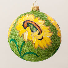 Load image into Gallery viewer, Thomas Glenn Summer Bloom Ornament
