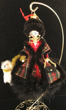 Load image into Gallery viewer, De Carlini Lady with Dog Ornament DO7125M
